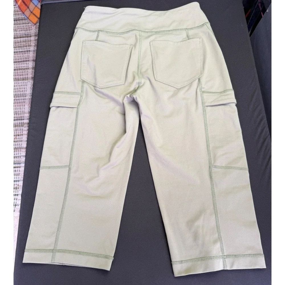 Duluth Trading Cargo Pants Capris Womens XS Olive Active Outdoor Utility Hiking